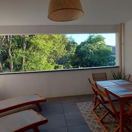 Renovated Duplex With A Quiet Terrace *