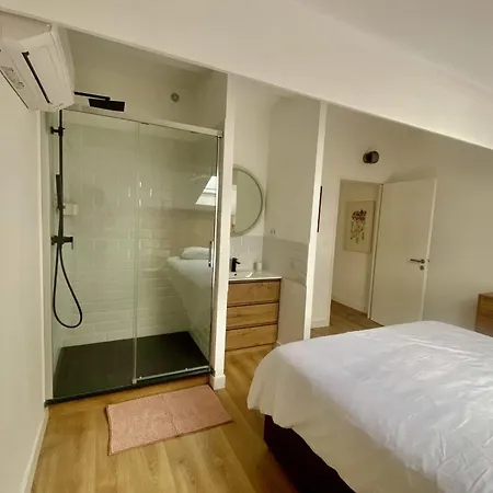 Renovated Duplex With A Quiet Terrace