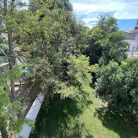Апартаменты Renovated Duplex With A Quiet Terrace
