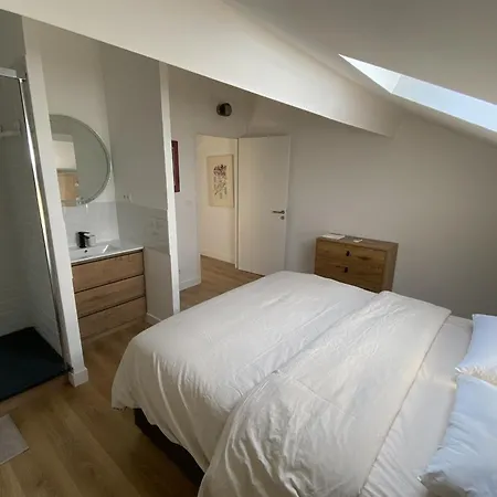 Апартаменты Renovated Duplex With A Quiet Terrace *