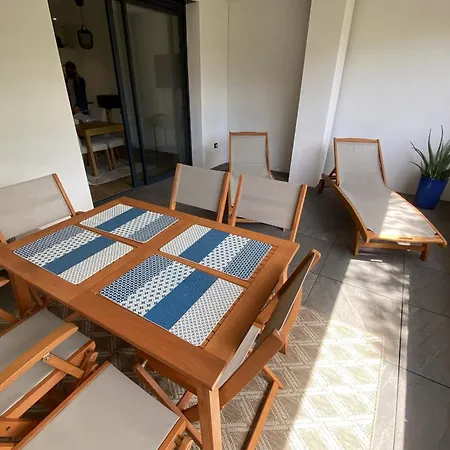 Renovated Duplex With A Quiet Terrace Монпелье