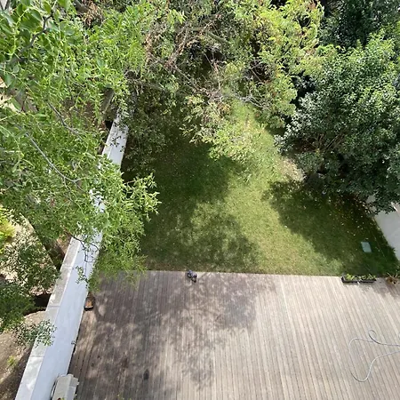 Апартаменты Renovated Duplex With A Quiet Terrace *
